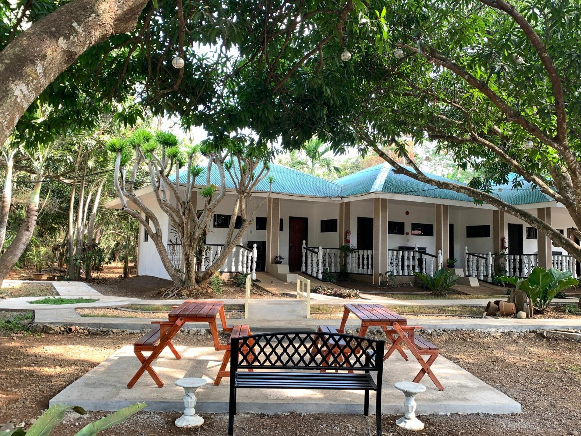 Ls Garden Villa Puerto Princesa Extérieur photo
